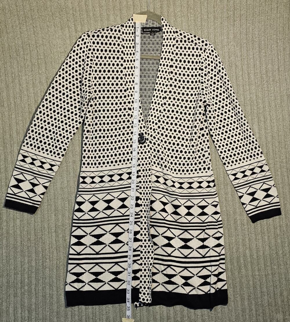 Black Rivet Long Sleeve Cardigan Small